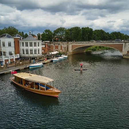 The Mitre, Hampton Court Ξενοδοχείο Kingston upon Thames  Εξωτερικό φωτογραφία The River Wey at Farnham