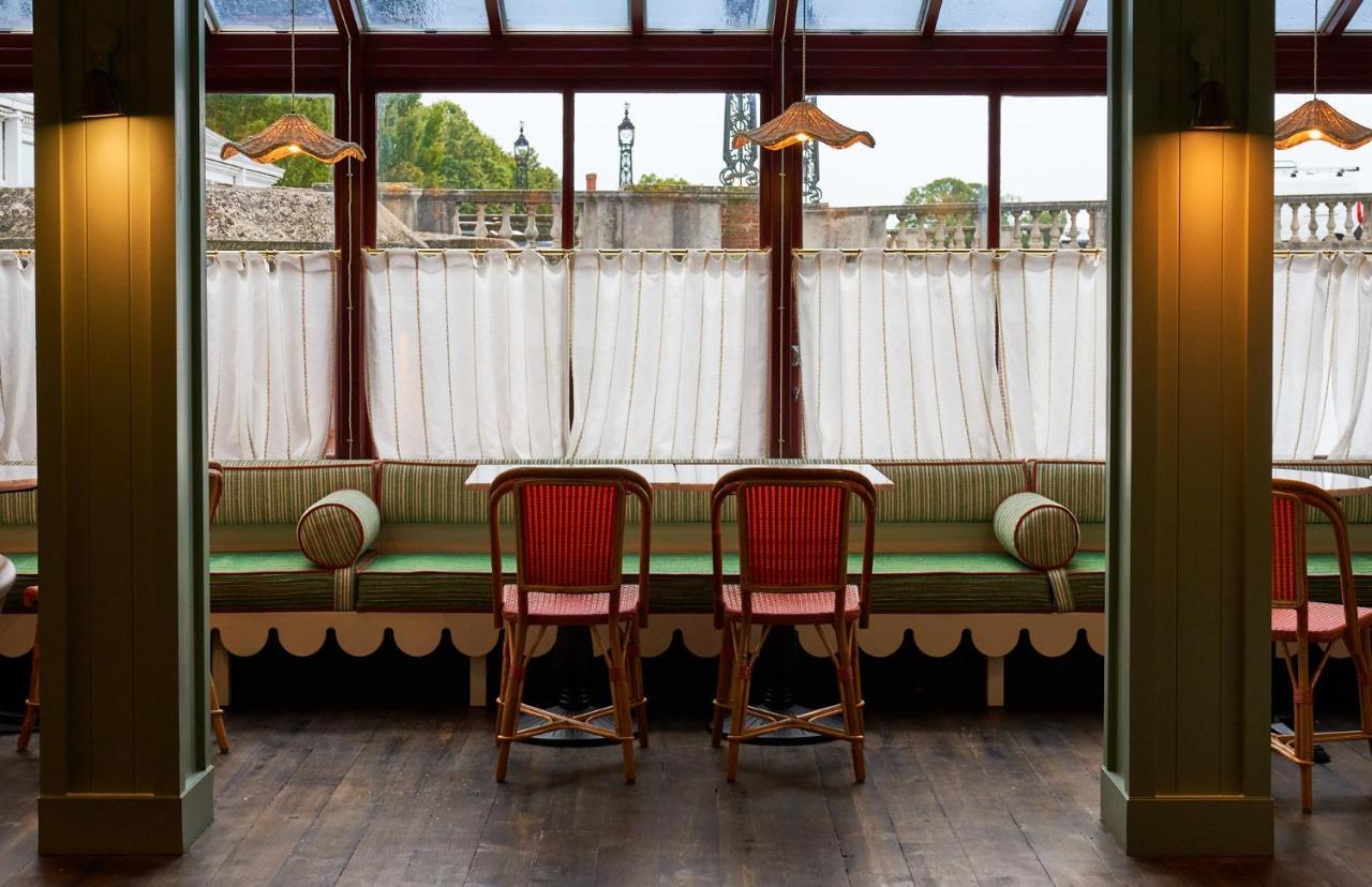 The Mitre, Hampton Court Ξενοδοχείο Kingston upon Thames  Εξωτερικό φωτογραφία Interior of the restaurant