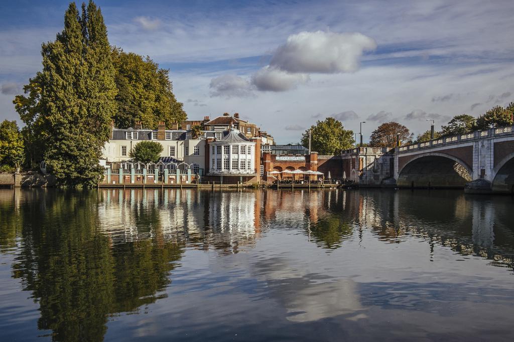 The Mitre, Hampton Court Ξενοδοχείο Kingston upon Thames  Εξωτερικό φωτογραφία The River Wey at Farnham